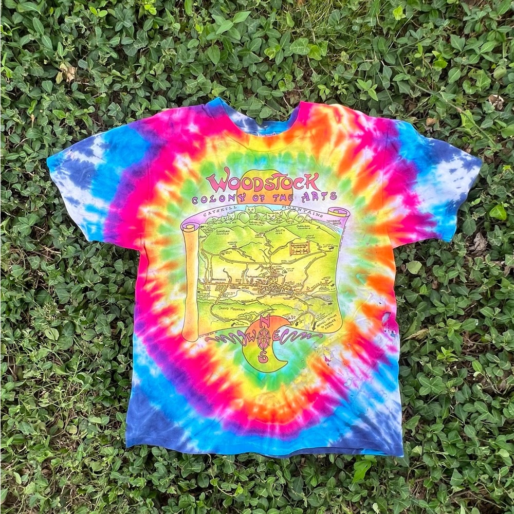 Vintage Woodstock t shirt size L in good condition
